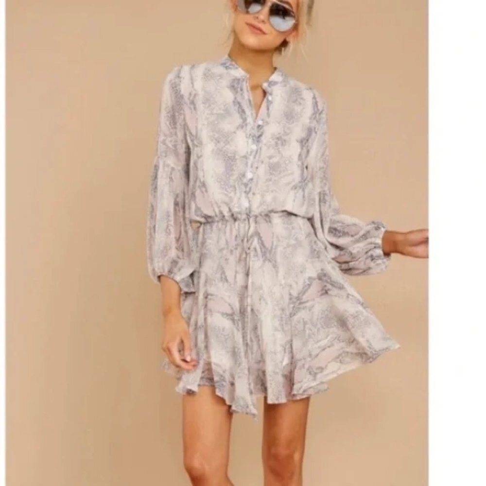 Olivaceous Vici dress bubble sleeves Size Small - Picture 2 of 14